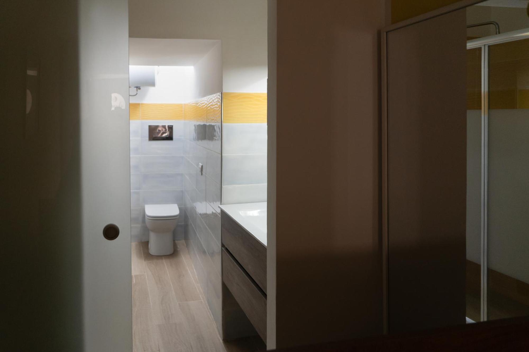 Yes I Know My Room - Mini Room Martiri เนเปิลส์ ภายนอก รูปภาพ