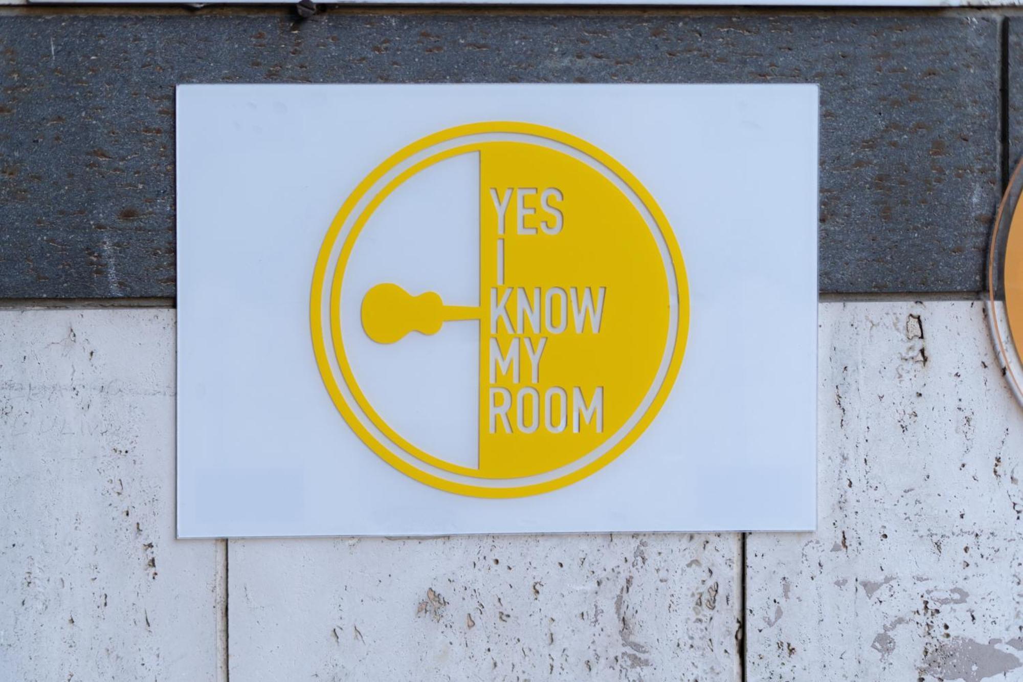 Yes I Know My Room - Mini Room Martiri เนเปิลส์ ภายนอก รูปภาพ